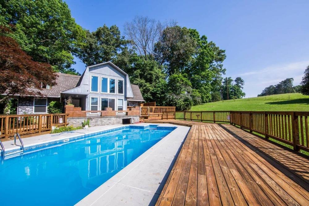 Knoxville country living